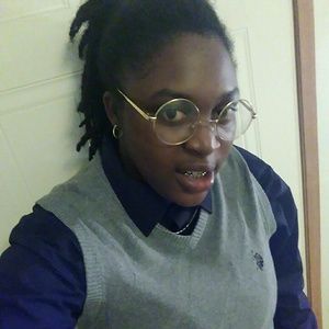 Meet your Posher, Quinnesha